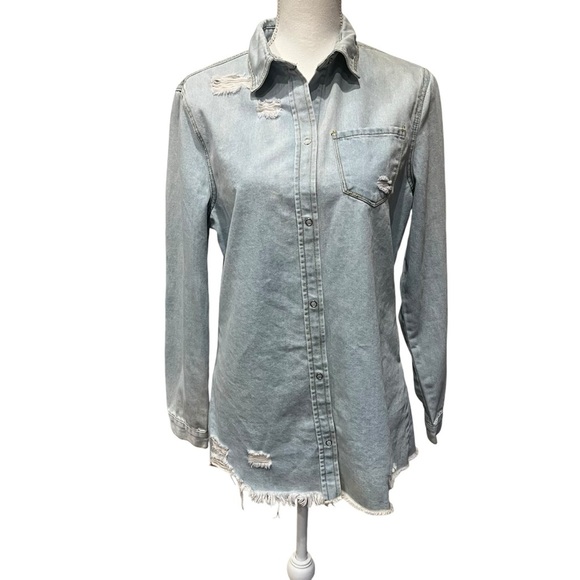 Unbranded Distressed Long Sleeve Snap Button Light Wash Denim Shirt Size Large - Picture 1 of 14